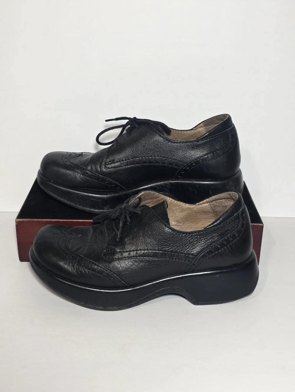 Vintage Black Leather Platform Oxford Shoes Wingtip Brogue Lace Up Women Size 37